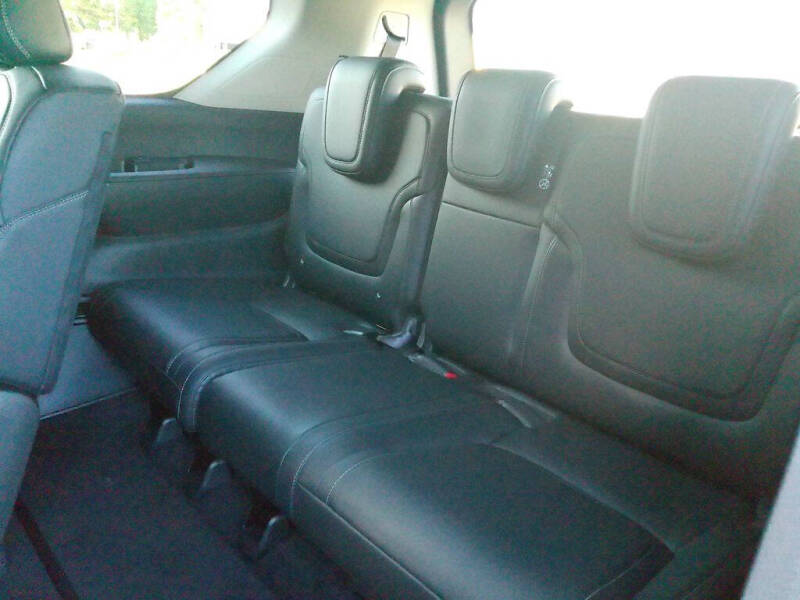 2026 Nissan Armada SV