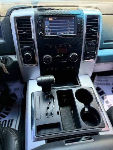 2012 RAM 1500 Laramie