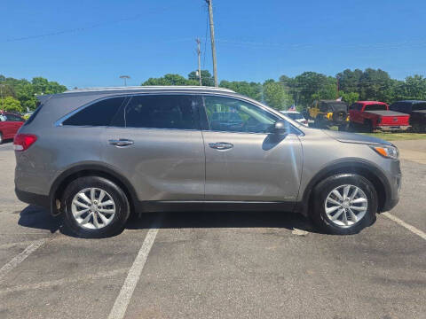 2017 Kia Sorento LX