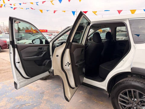 2023 Nissan Rogue S