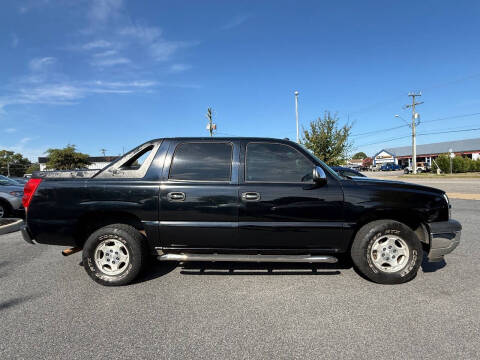 2005 Chevrolet Avalanche 1500 LS