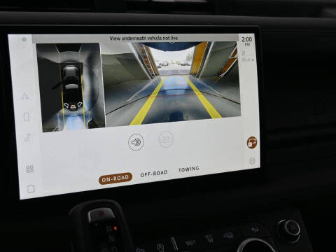 2023 Land Rover Defender 90 V8