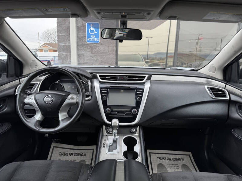 2017 Nissan Murano SV