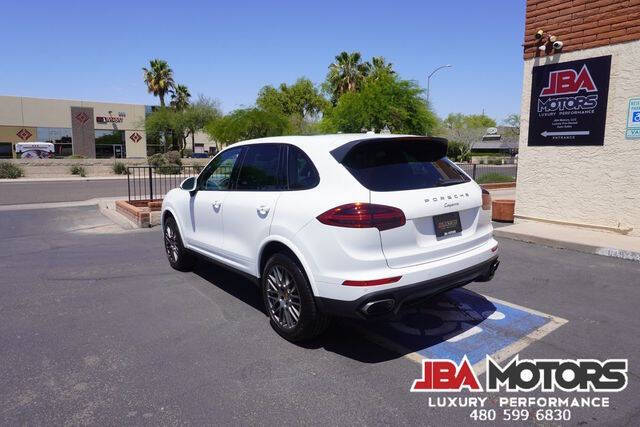 2017 Porsche Cayenne Platinum Edition