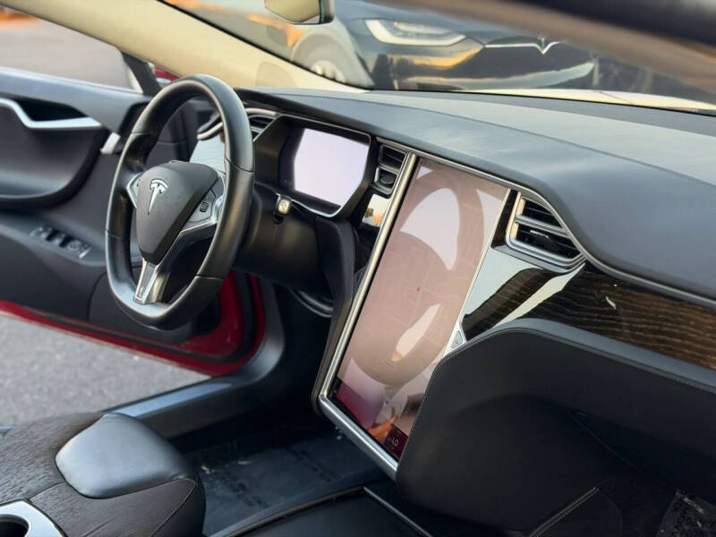2016 Tesla Model S