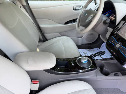 2013 Nissan LEAF SV