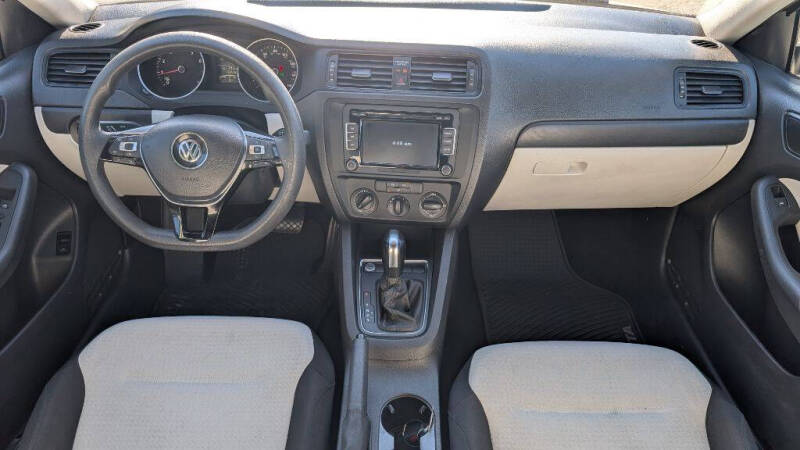 2015 Volkswagen Jetta