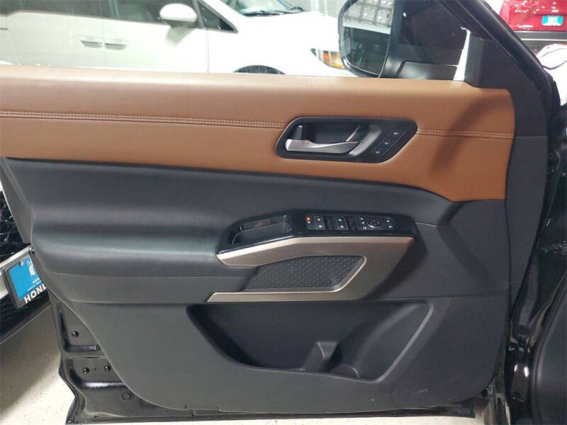 2024 Nissan Pathfinder Platinum