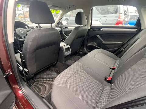 2013 Volkswagen Passat S PZEV