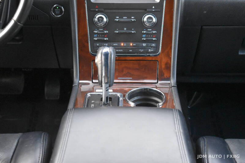 2017 Lincoln Navigator Select