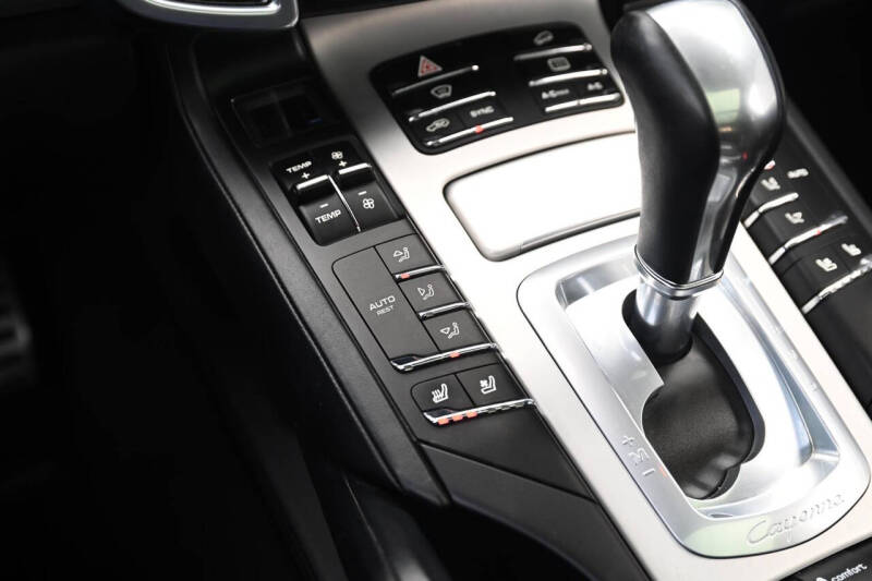 2016 Porsche Cayenne GTS