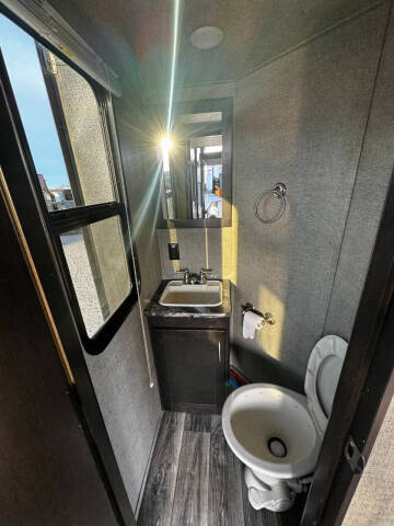 2017 Keystone RV Carbon