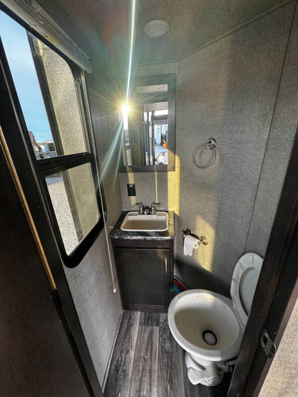 2017 Keystone RV Carbon