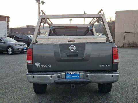 2004 Nissan Titan SE
