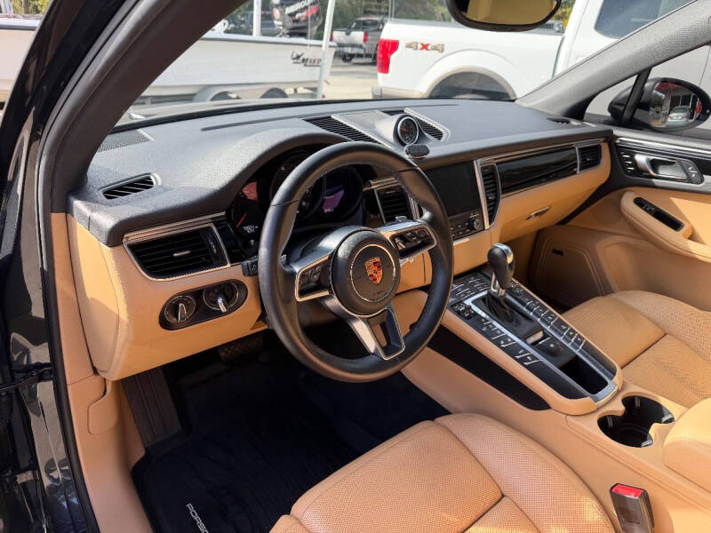 2018 Porsche Macan