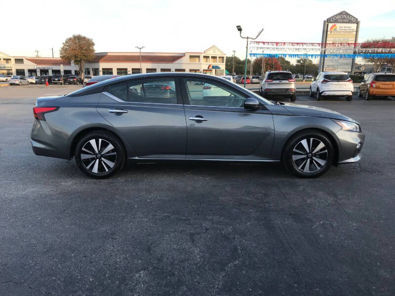2021 Nissan Altima 2.5 SV