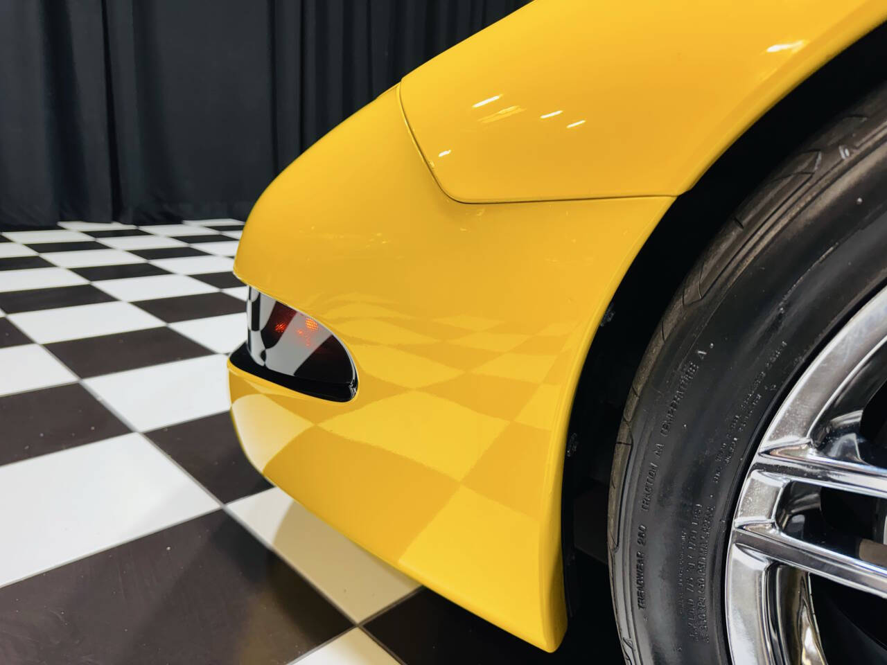 2001 Chevrolet Corvette 63