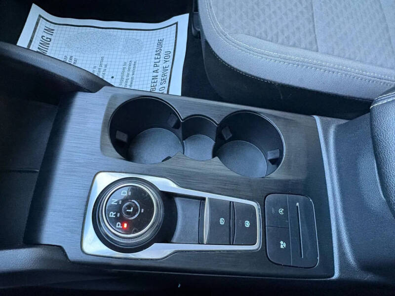 2022 Ford Escape SE