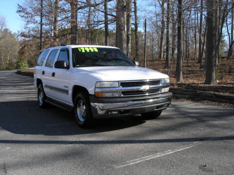 2003 Chevrolet Tahoe for sale at RICH AUTOMOTIVE Inc in High Point NC