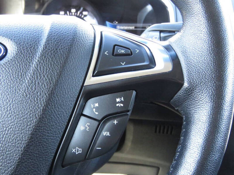 2021 Ford Edge Titanium