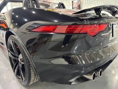 2014 Jaguar F-TYPE V8 S