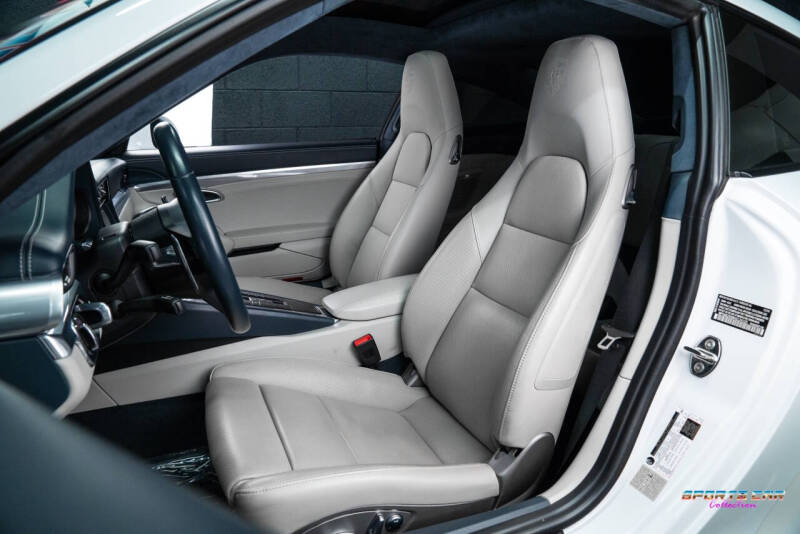 2017 Porsche 911 Carrera 4S