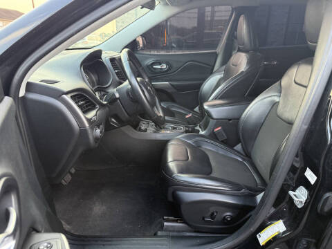 2019 Jeep Cherokee Latitude Plus