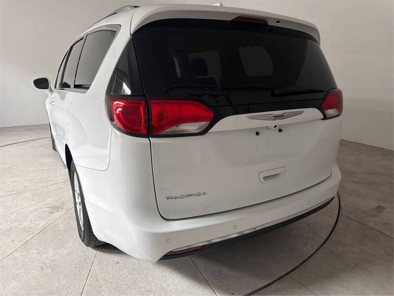 2020 Chrysler Pacifica Touring L