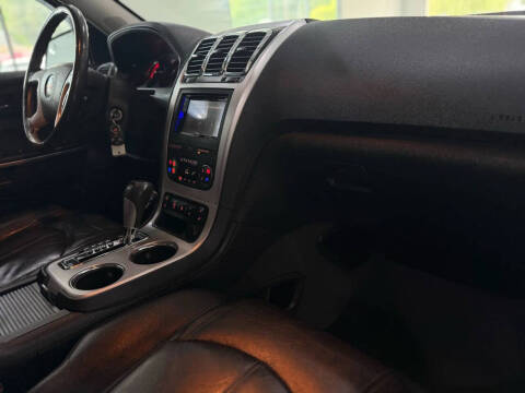 2011 Chevrolet Traverse LT