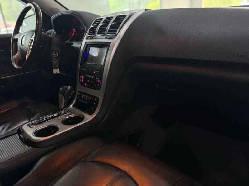 2011 Chevrolet Traverse LT