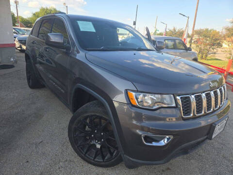 2017 Jeep Grand Cherokee Laredo