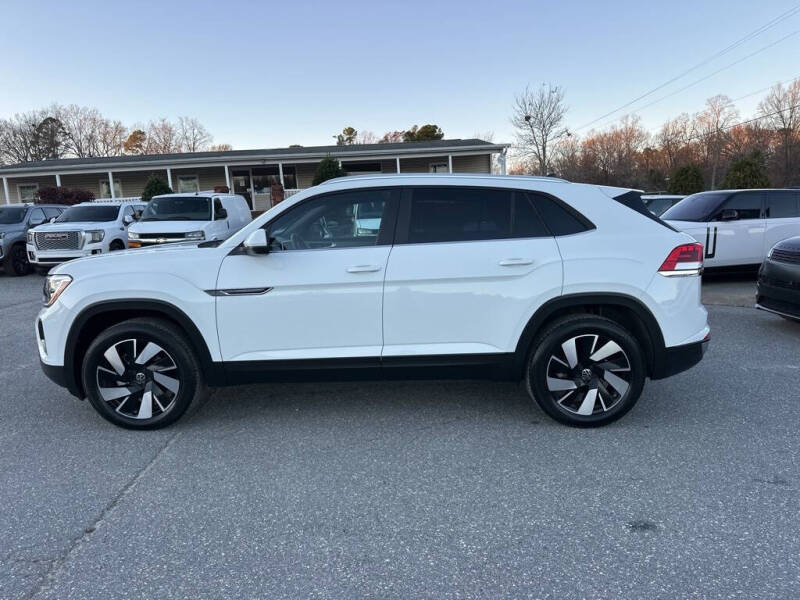 2025 Volkswagen Atlas Cross Sport SE