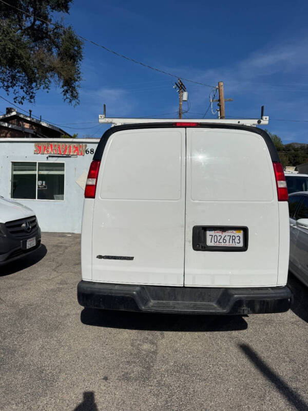 2023 Chevrolet Express 2500