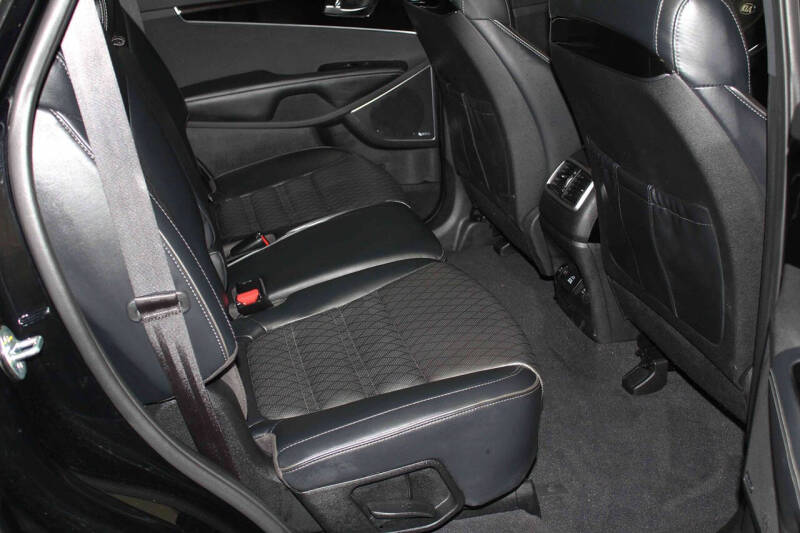 2017 Kia Sorento SX Limited V6