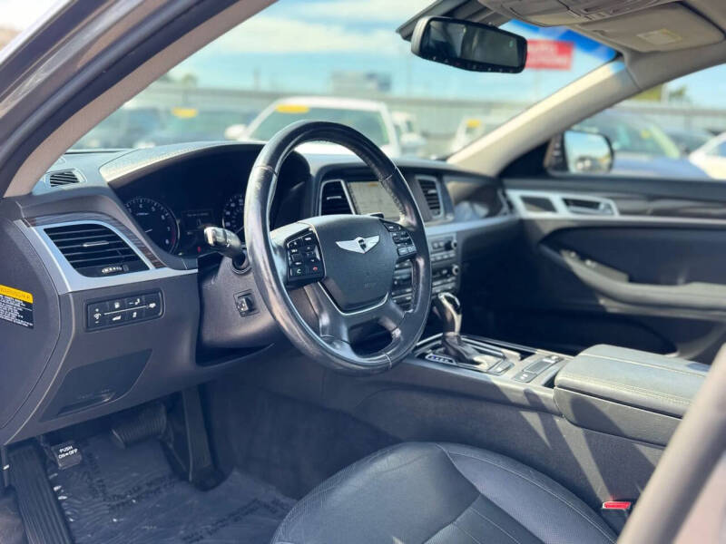 2015 Hyundai Genesis