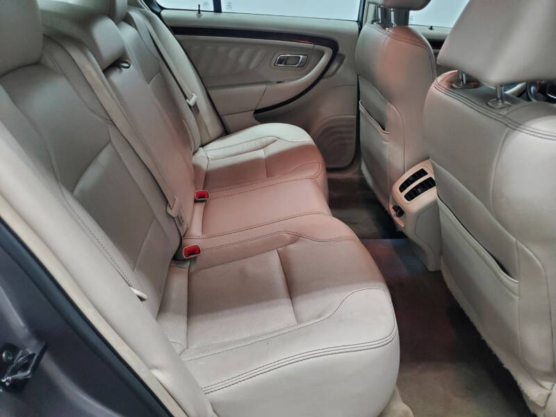 2012 Ford Taurus Limited