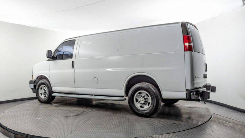 2020 Chevrolet Express 2500