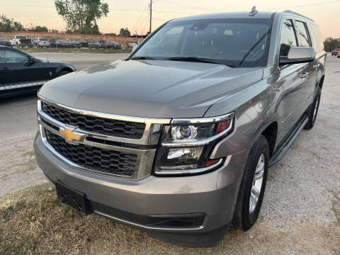 2017 Chevrolet Suburban LT