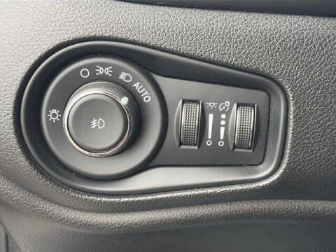 2017 Jeep Renegade Altitude