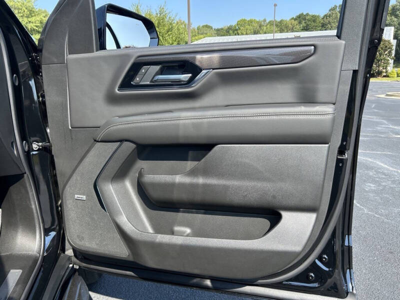 2025 GMC Yukon XL Elevation