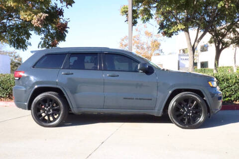 2017 Jeep Grand Cherokee Altitude