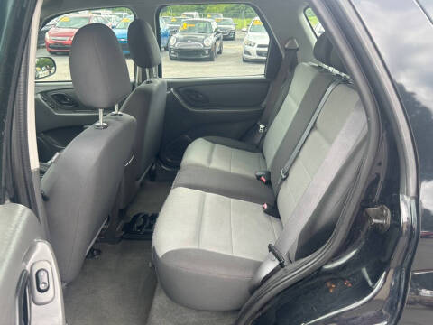 2007 Ford Escape XLS