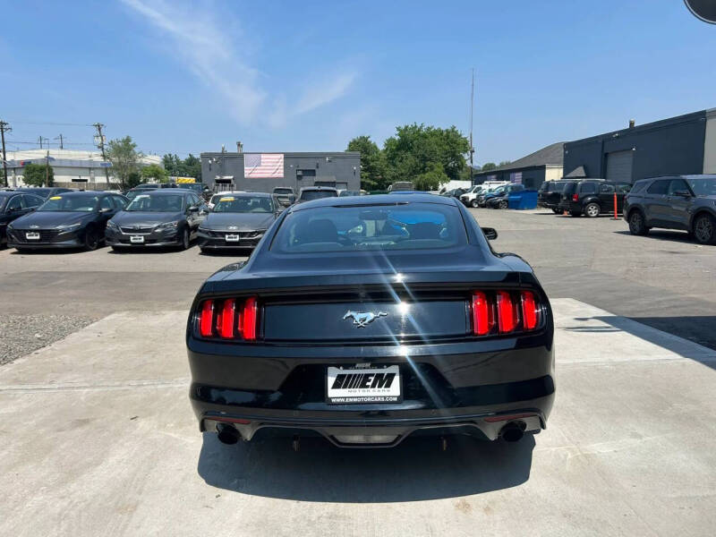 2016 Ford Mustang