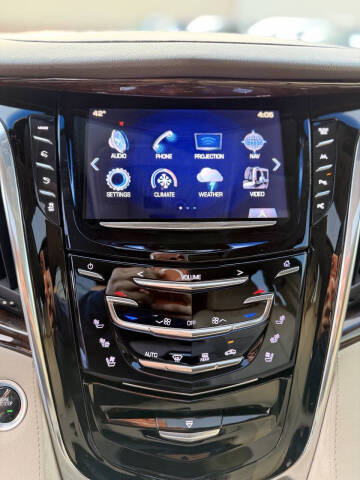 2017 Cadillac Escalade ESV Premium Luxury