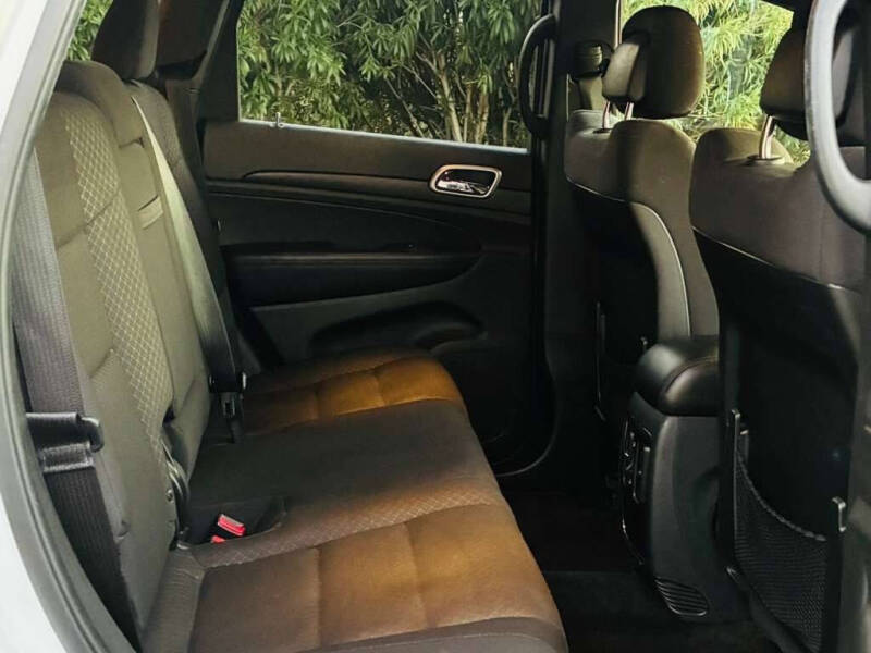 2018 Jeep Grand Cherokee Laredo E