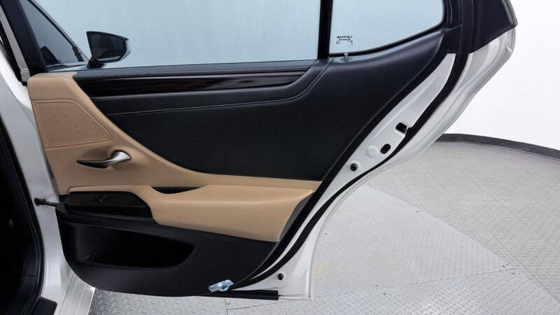 2021 Lexus ES 350