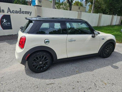 2018 MINI Hardtop 2 Door Cooper S