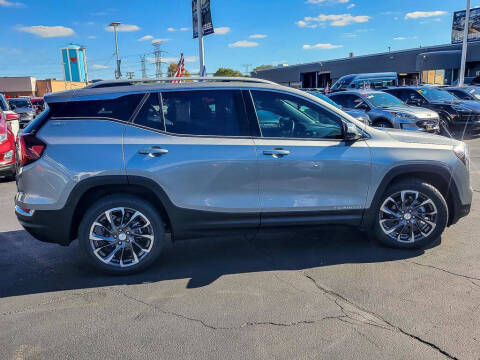 2023 GMC Terrain SLT