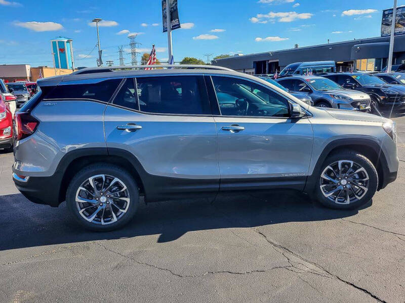 2023 GMC Terrain SLT