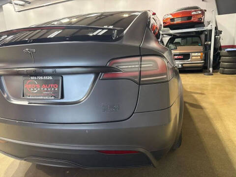 2022 Tesla Model X Plaid